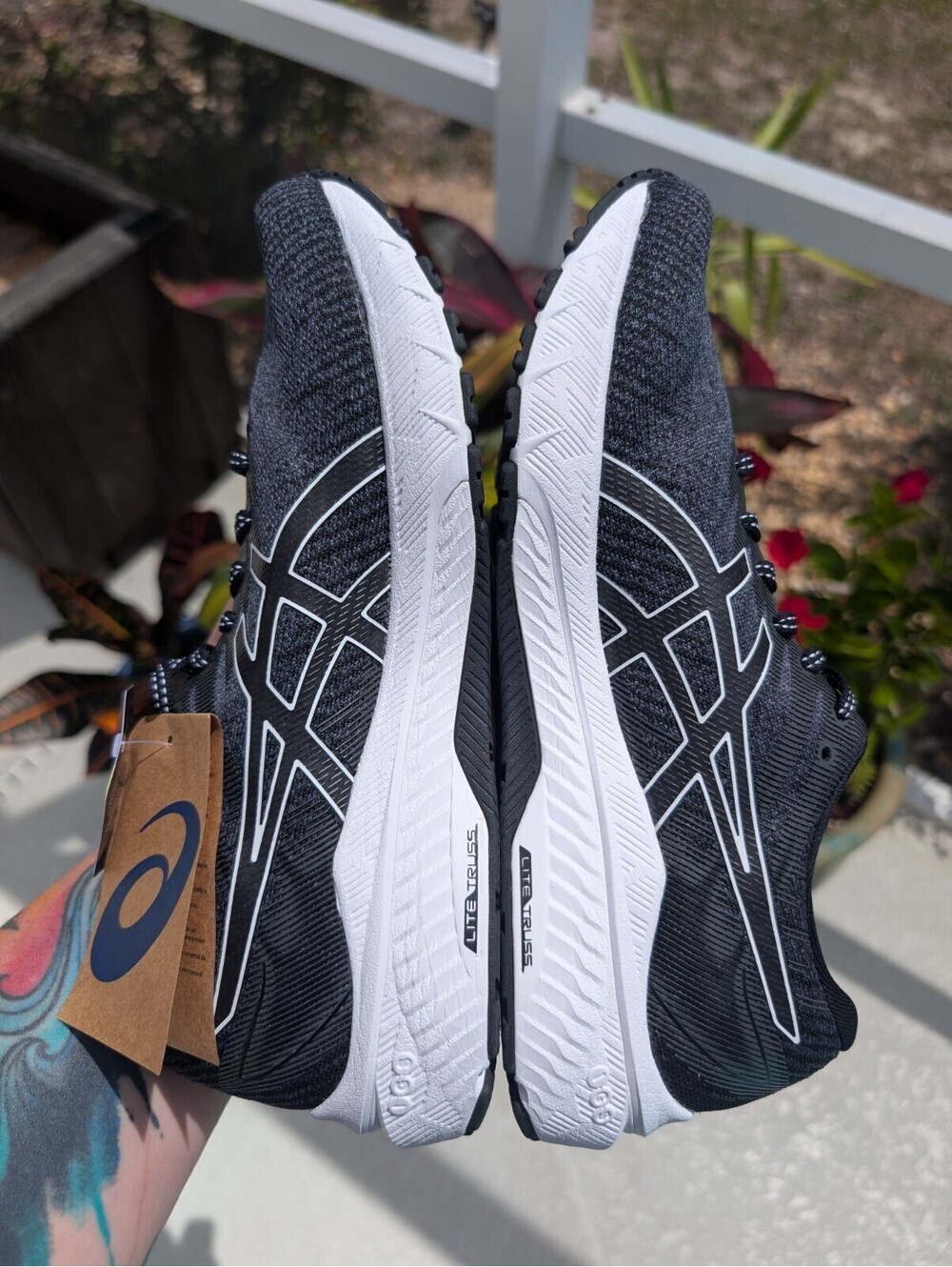 ASICS GT-2000 10 Women's Running Shoes Size 10 Black White 1012B045-002 NIB - Picture 12 of 14